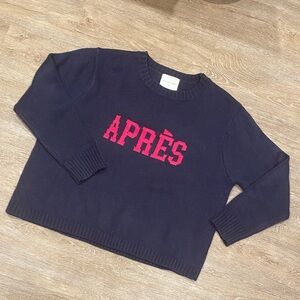 Navy Sweater with Pink Après detail